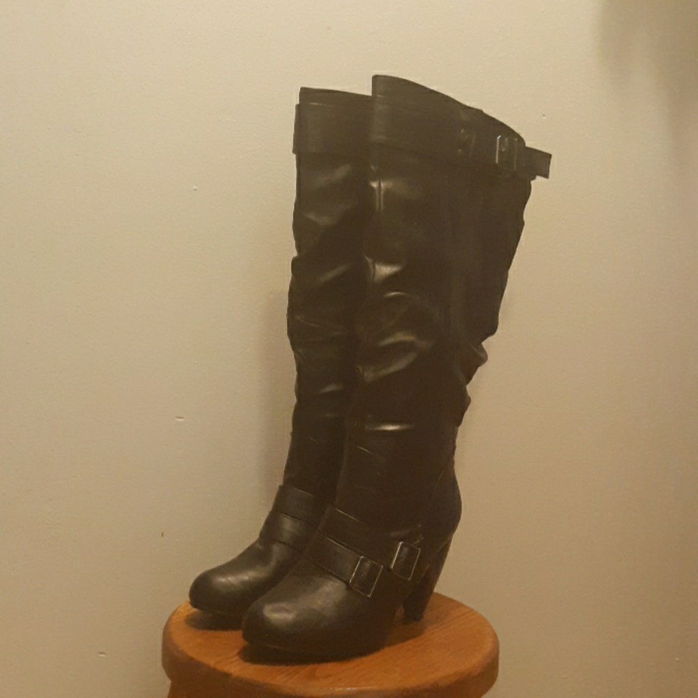 Black boots